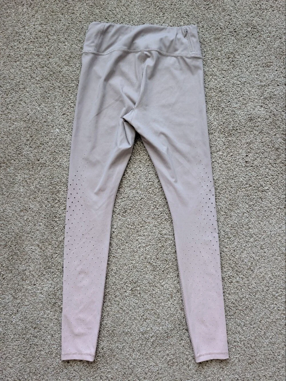 Athleta Womens Ombre Pebble Gray Contender Aero 7/8 Tight Leggings Small Tall